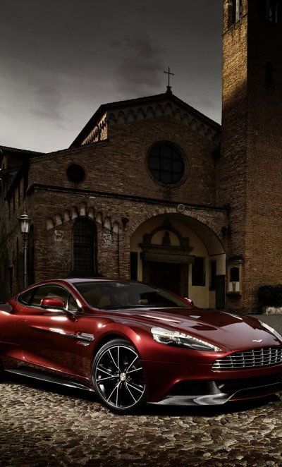 Aston Martin Vanquish