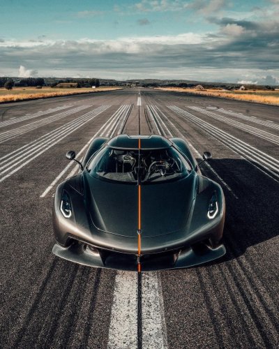 Кенигсегг Gemera