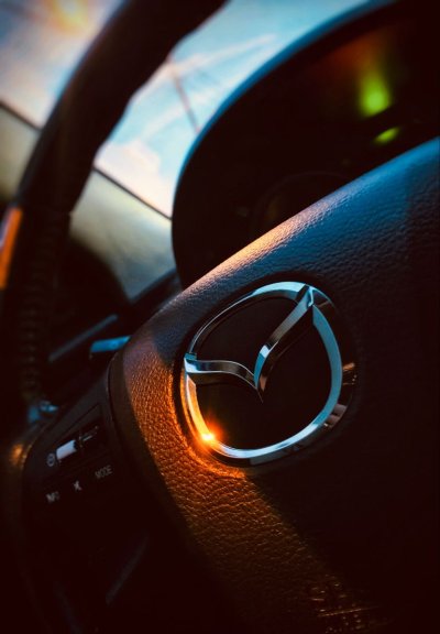 Мазда и БМВ