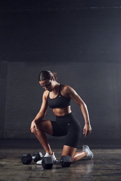 Спортивная фотосессия в студии