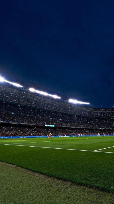 Футбольное поле Камп ноу