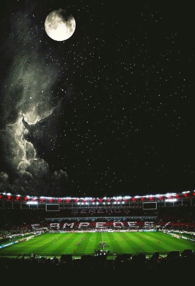 Футбол поле