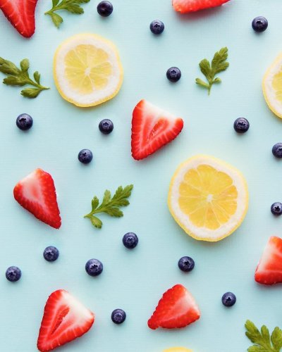 Яркие фрукты