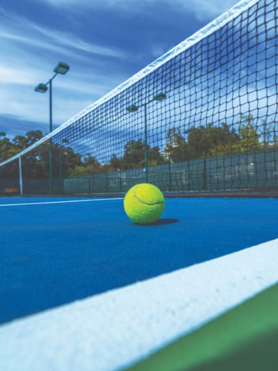Теннисный корт