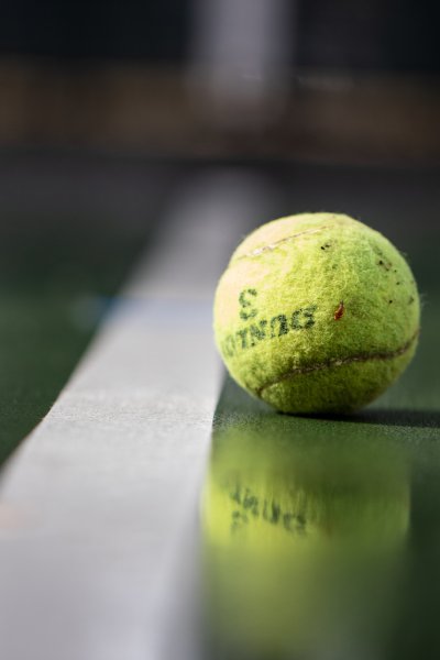 Теннисный мяч
