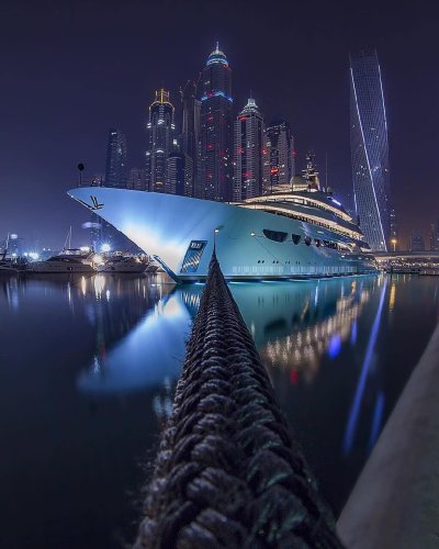 Дубай Люксери