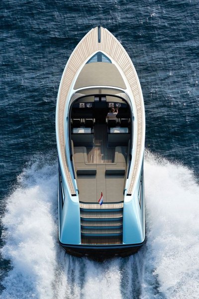 Speedboat