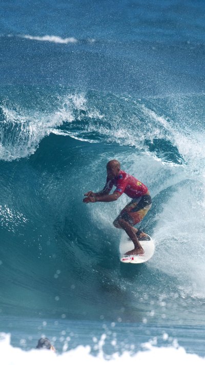 Келли Слейтер серфинг