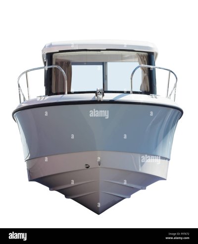 Катер вид спереди