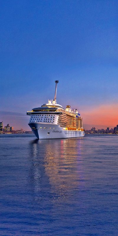 Круизный лайнер