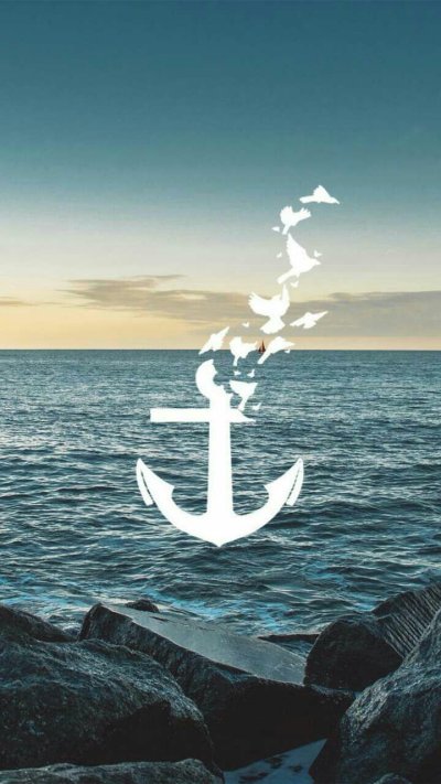 Якорь на фоне моря