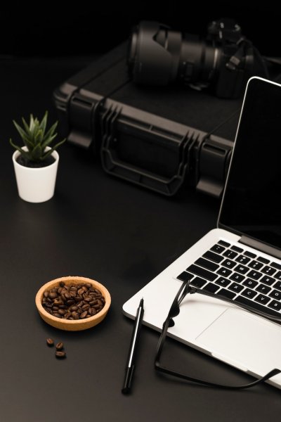 Стол для ноутбука