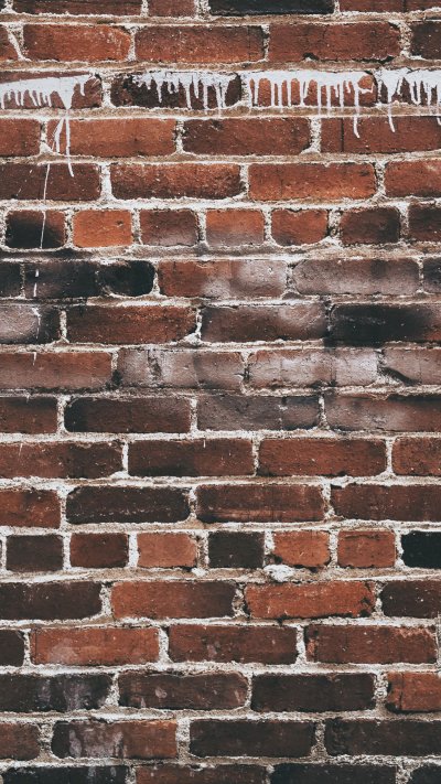 Кирпичная стена
