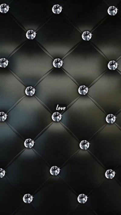 Стразы на черном фоне