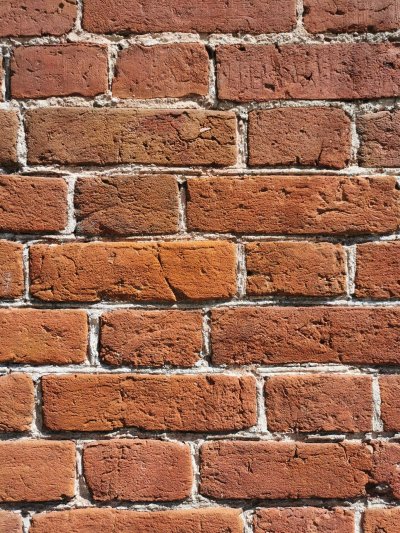 Кирпичная стена