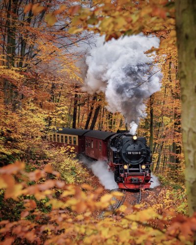 Старинный поезд