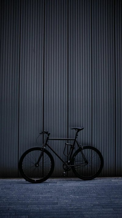 Черный велосипед