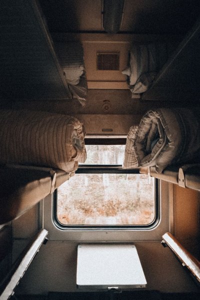 Окно поезда