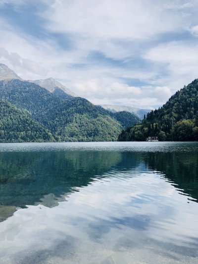 Озеро Рица Абхазия