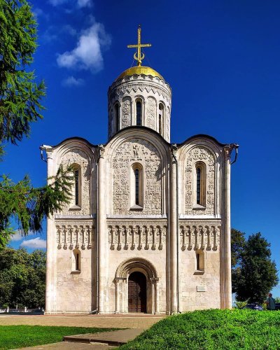 Дмитриевский собор во Владимире 1194-1197