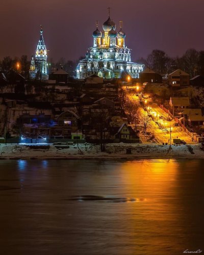 Тутаев собор Воскресения Христова