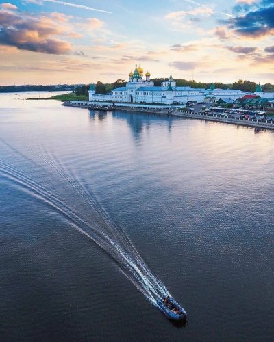 Ипатьевский монастырь Кострома