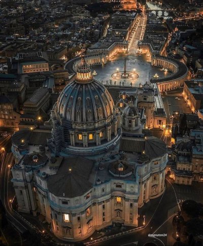 Ночной Ватикан