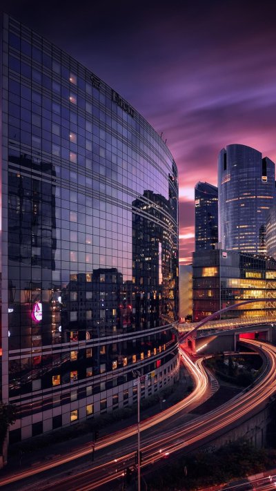 Современный город