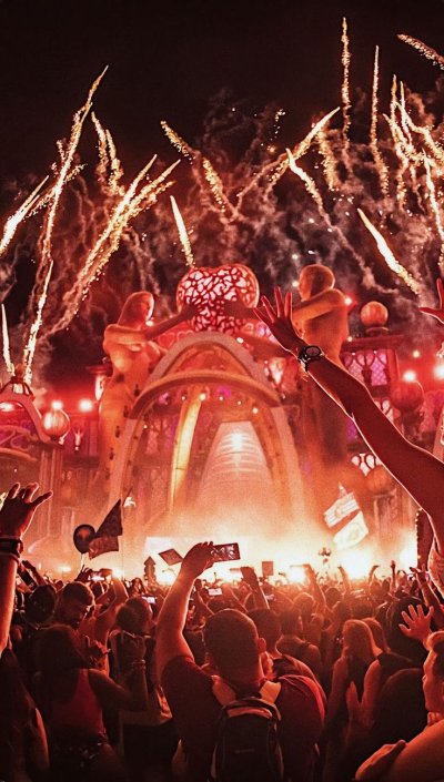 Музыкальный фестиваль Tomorrowland