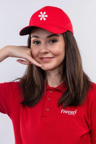 Красная кепка мокап