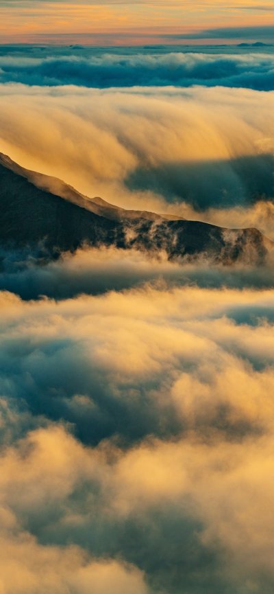 Горы в облаках