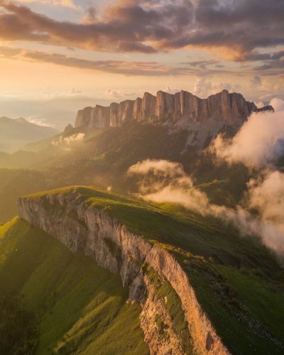 Гора Тхач Адыгея