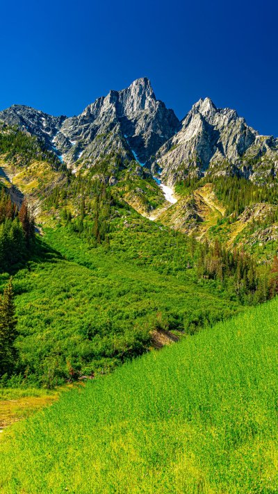 Пейзаж склона