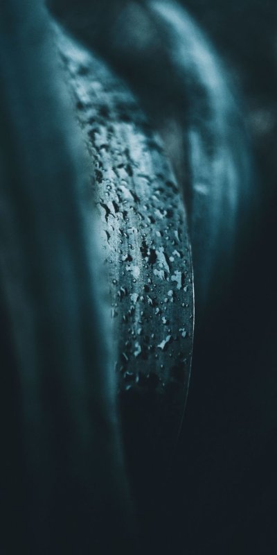 Вода в темноте