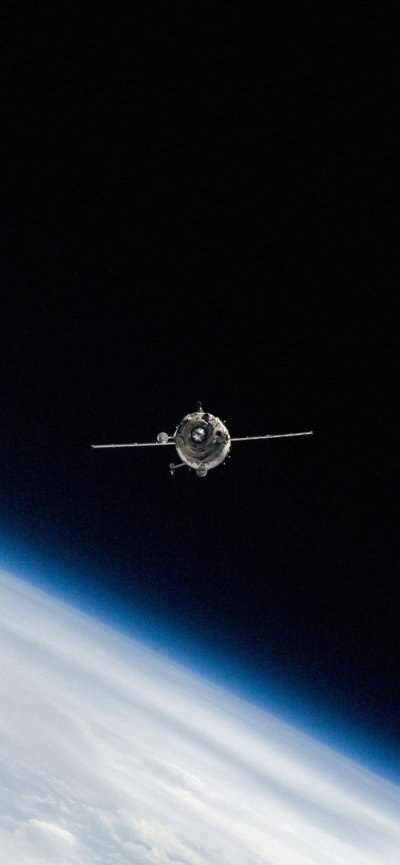 МКС обои на телефон