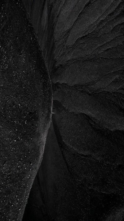 Обои стандартные черные