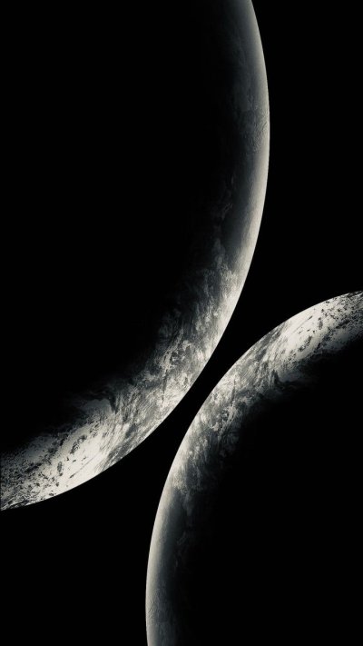 Планета на черном фоне