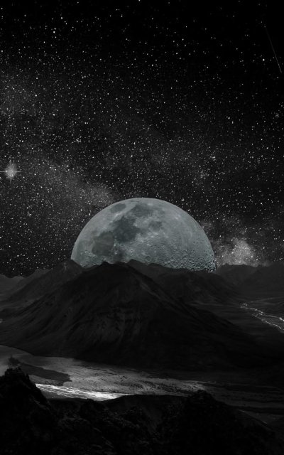 Луна в космосе