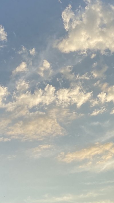 Обои на телефон облака