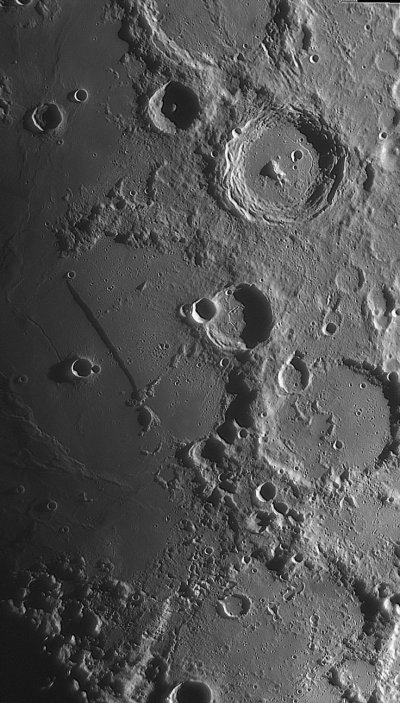 Поверхность Луны