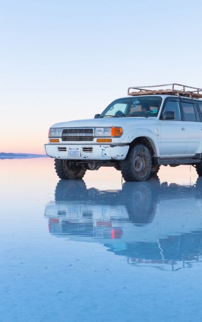 Тойота на. Воде