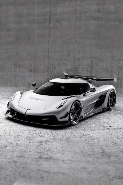 Кенигсегг Йеско