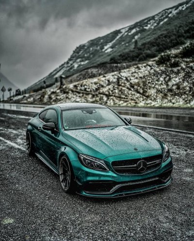 Мерседес-Бенц c63 AMG