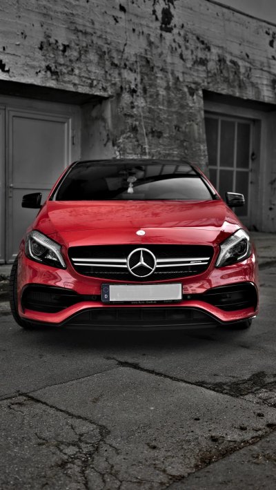 Красные мерседесы