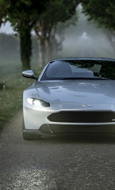 Aston Martin Vantage 2020