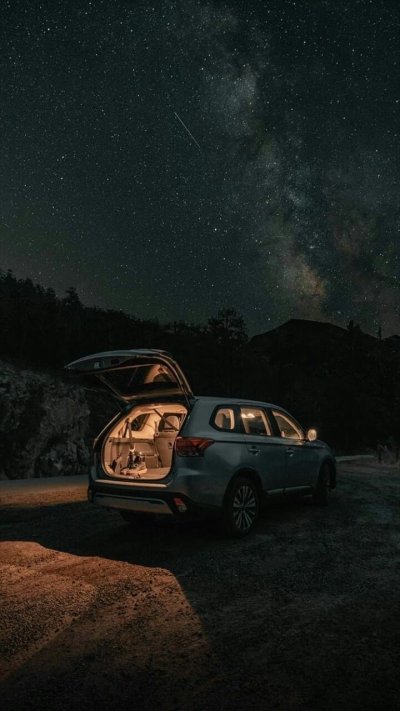 Машина ночью