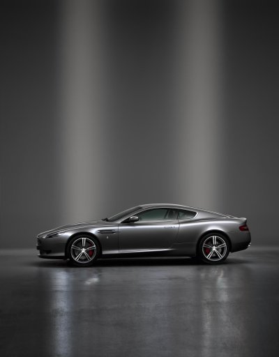 Астон Мартин db9