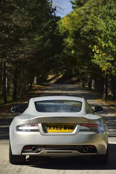 Aston Martin db9
