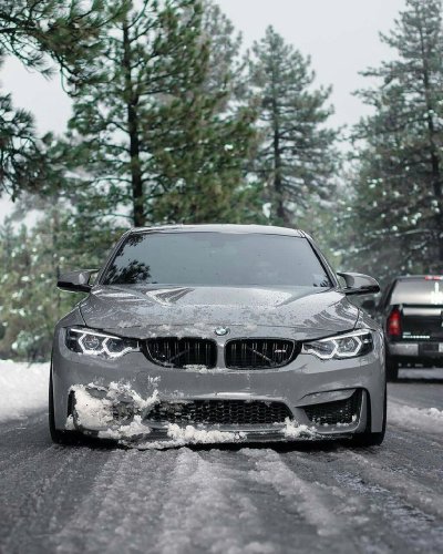 Зимний BMW