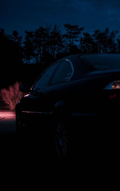 Автомобиль ночью